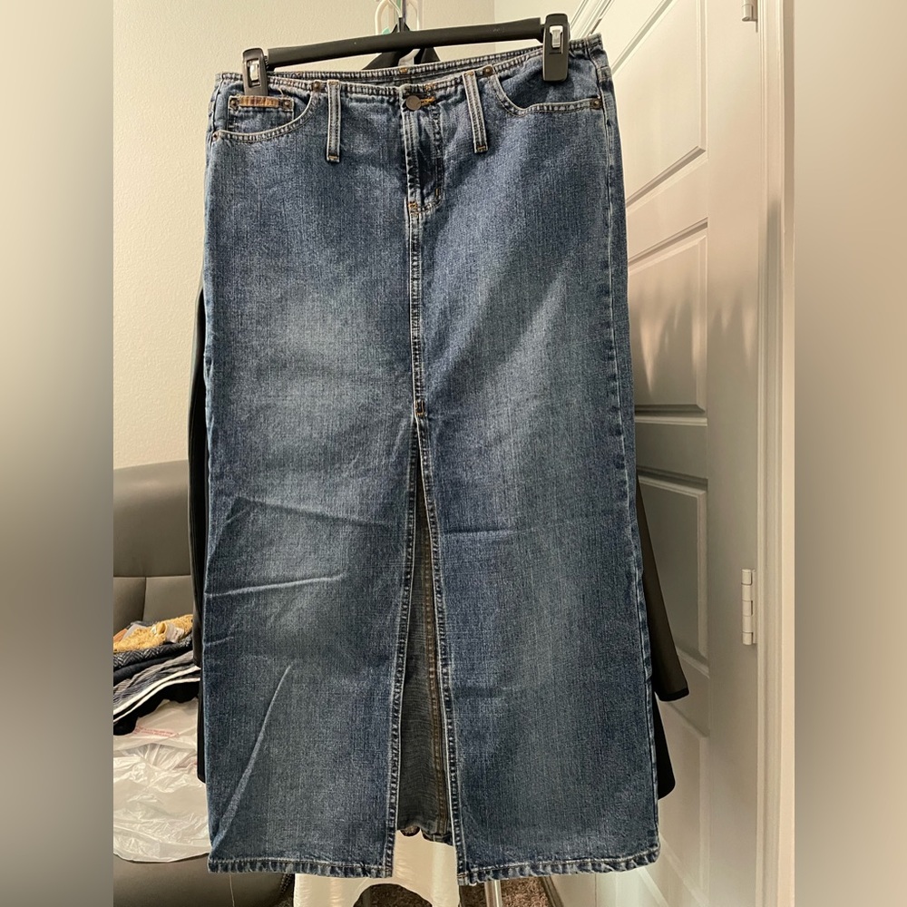 Y2K Vintage midi length denim skirt w/ front slit